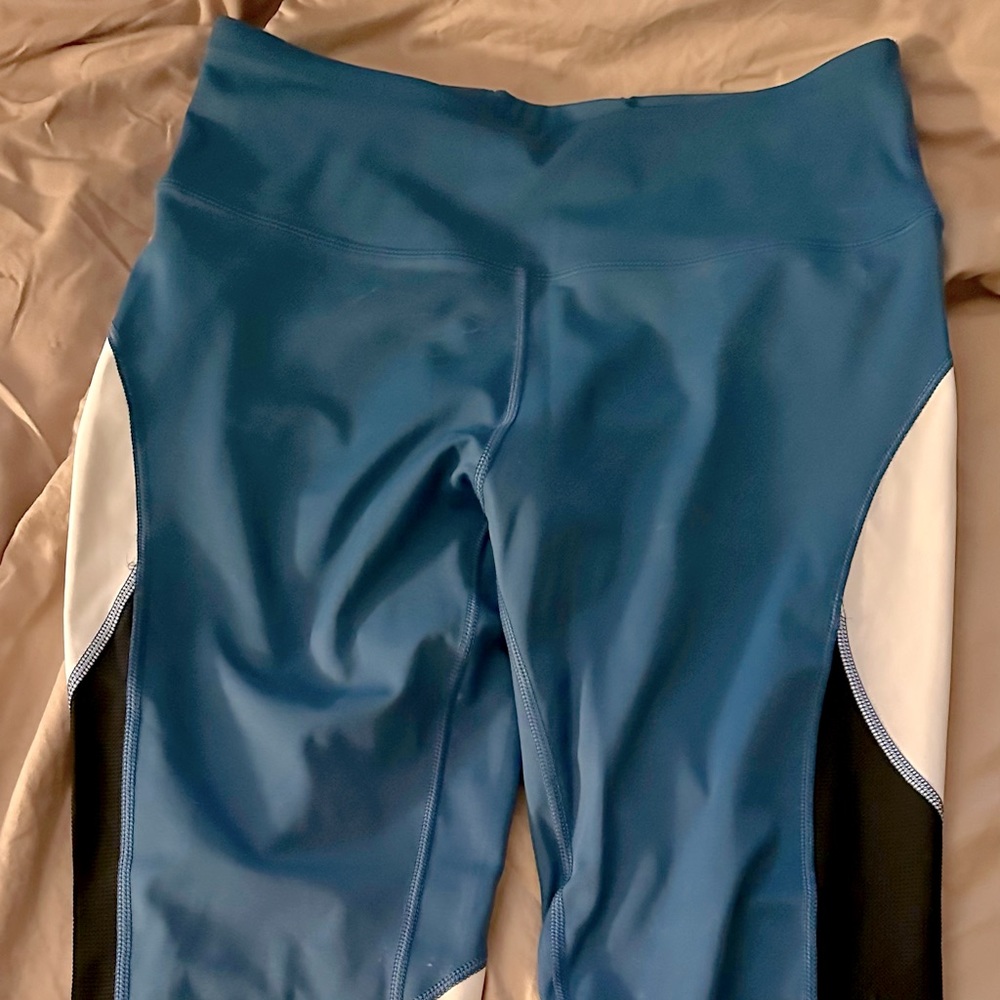 Women’s Leggings Size Large